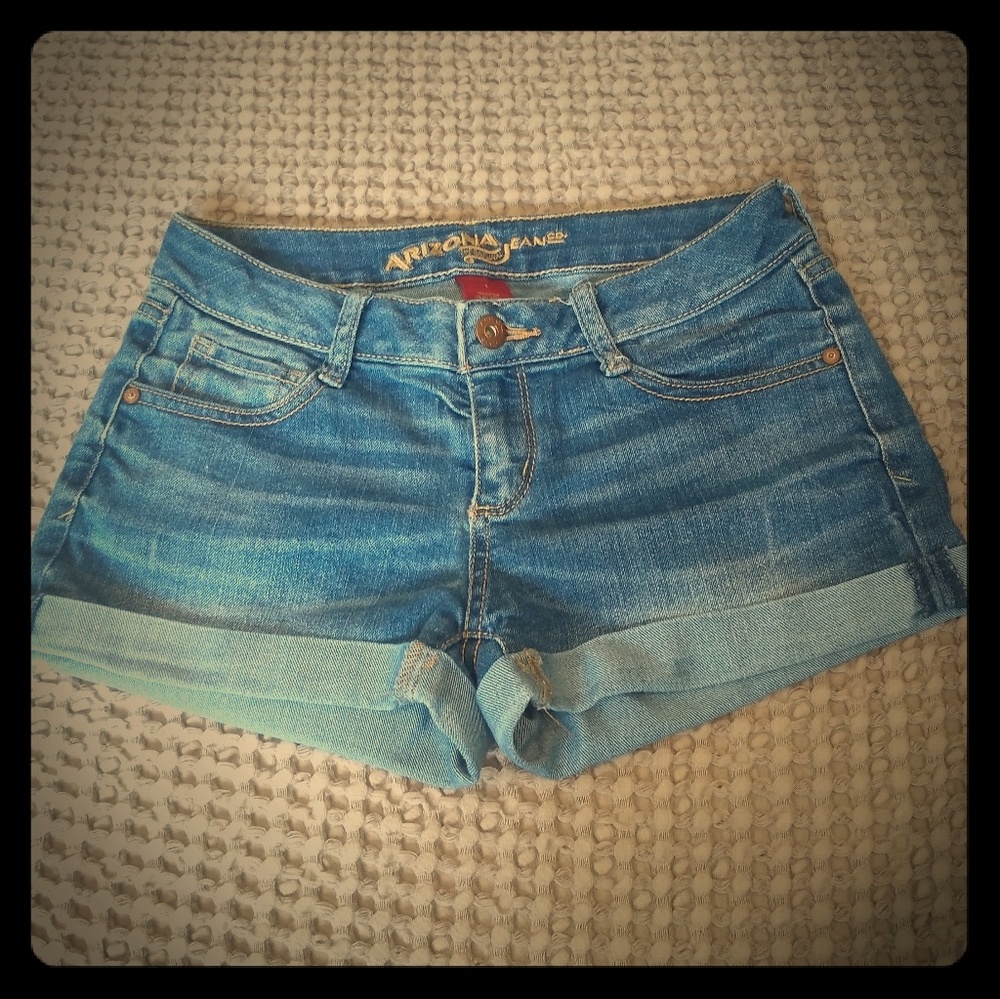 Arizona Jean Co. Cuffed light blue shorts stretchy
